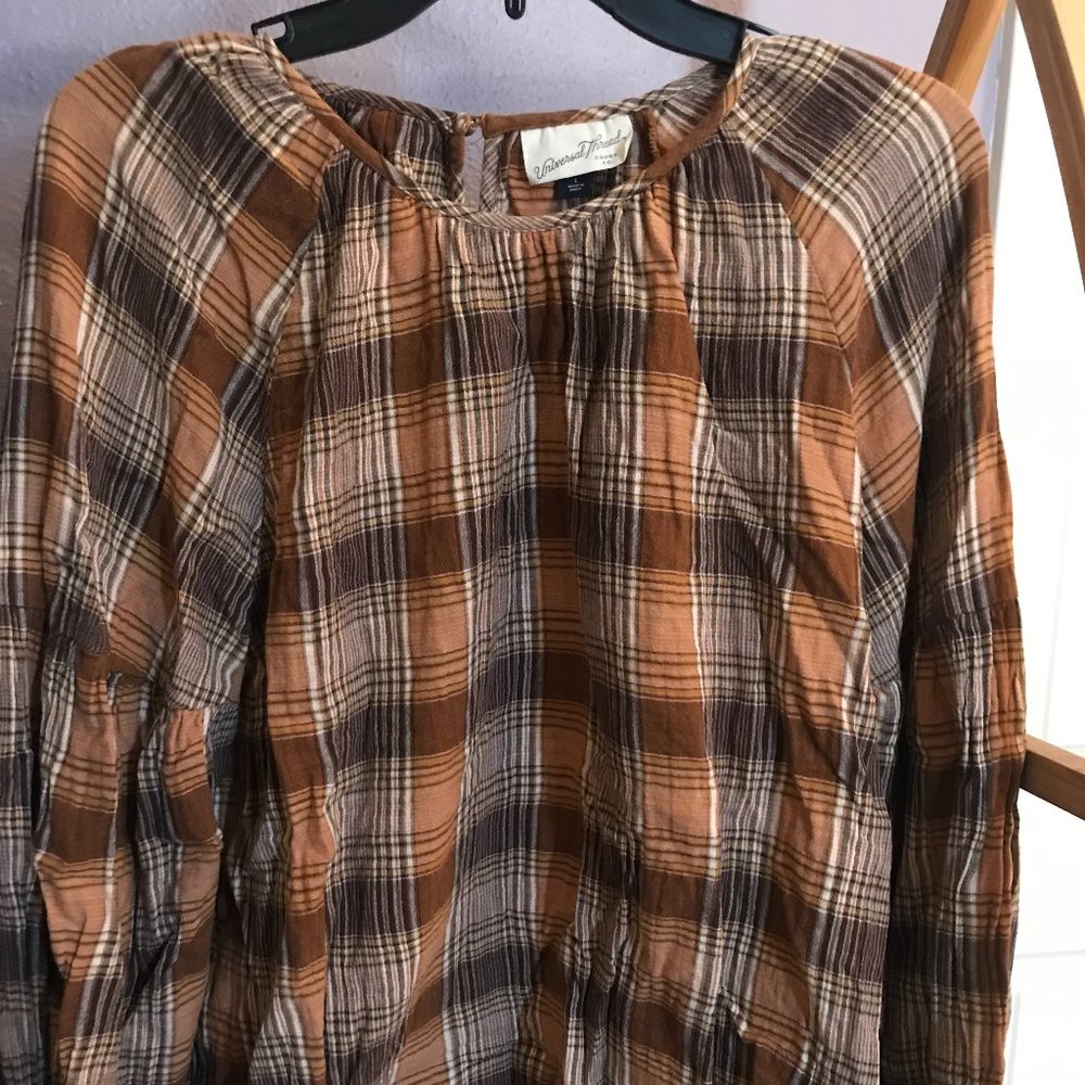 Universal Thread Brown Plaid Blouse